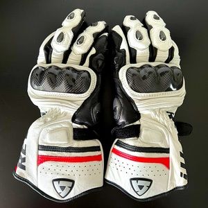 NWOT Revit! Motorcycle gloves size M